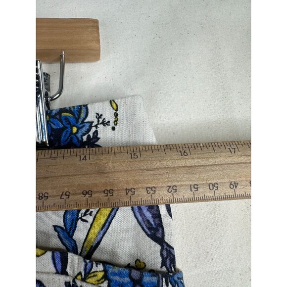 Ann Taylor LOFT Linen Blend Floral Print Shorts size 2 Cream/Blue - Picture 5 of 7